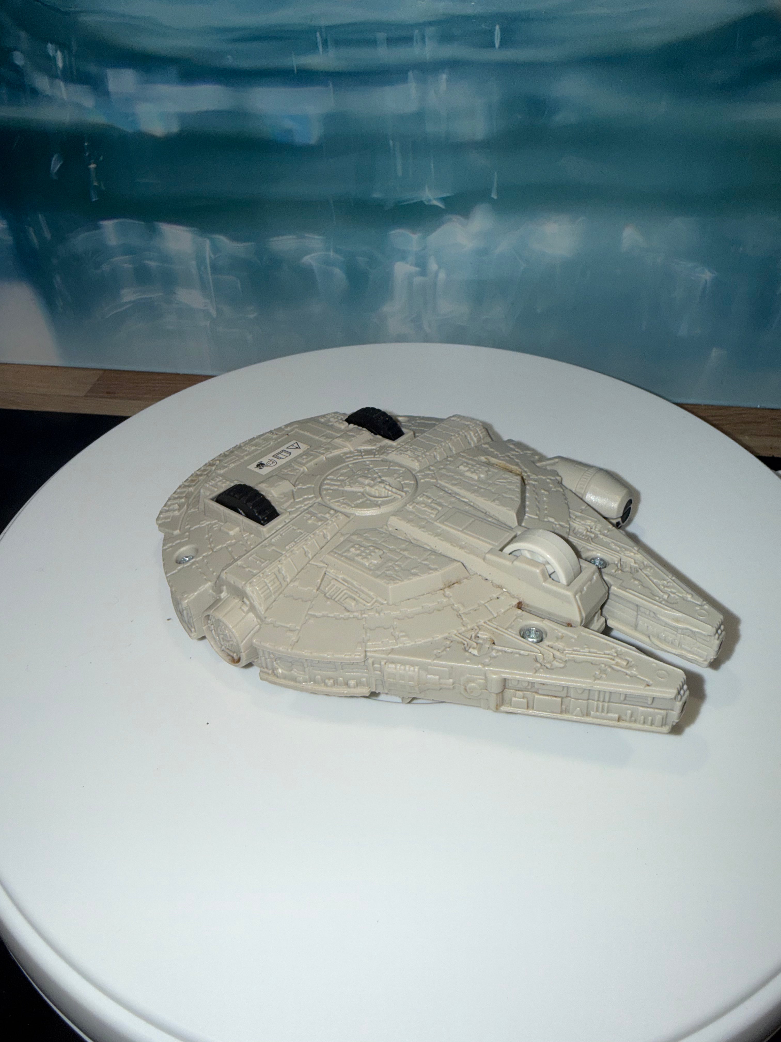 Star Wars Millennium Falcon Pull Back Toy