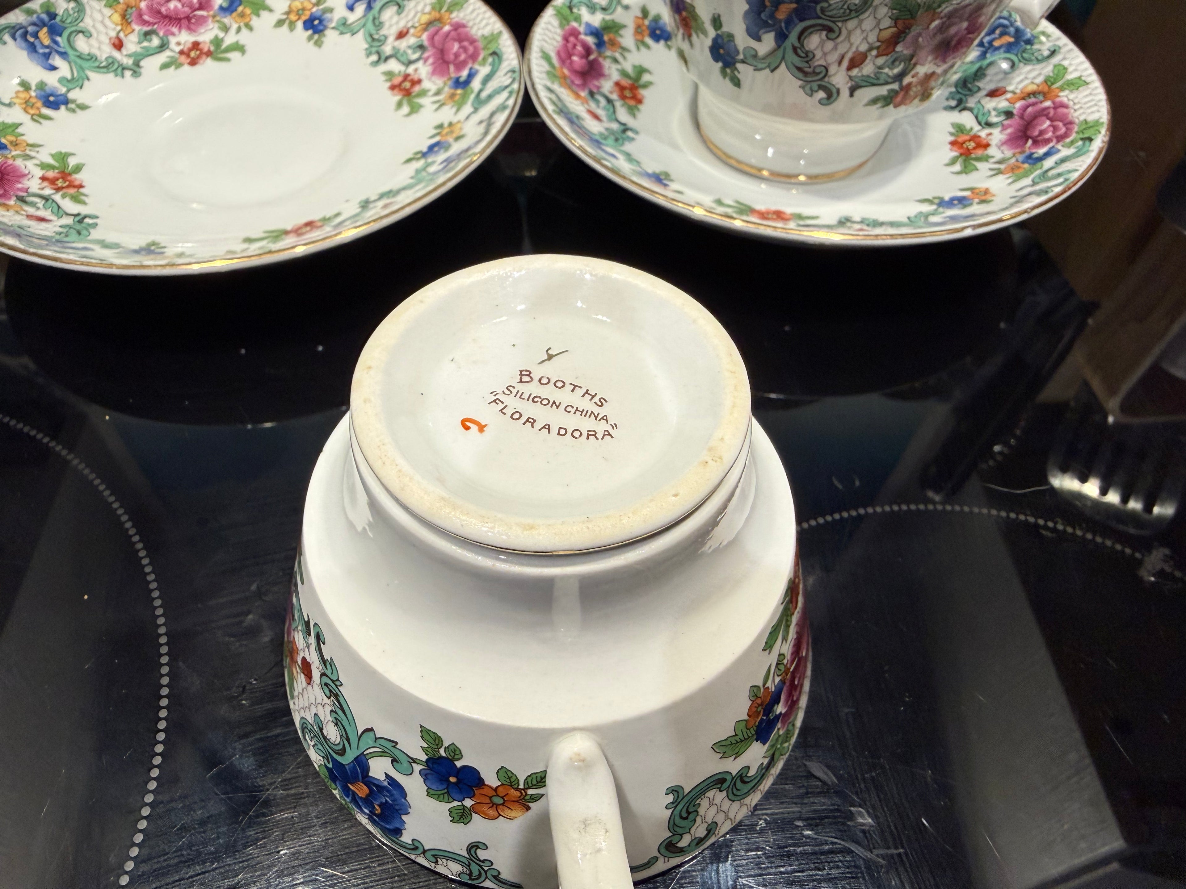 China - Booths Tea cups and Saucers x 5 1940’s