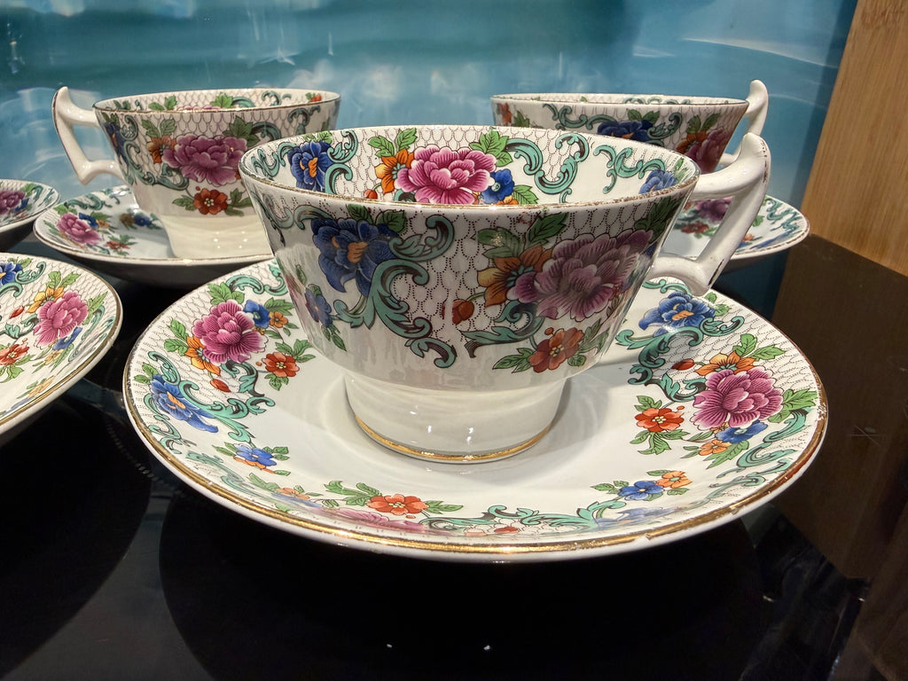 China - Booths Tea cups and Saucers x 5 1940’s
